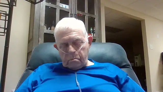 Snapshot of bootlegmanz chatting on October 2025 05:58:02 PM bootlegmanz online show from October 2025 05:58:02 PM