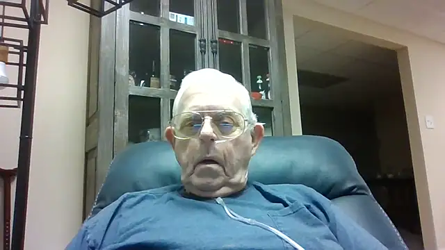 Snapshot of bootlegmanz chatting on November 2025 12:53:02 PM bootlegmanz online show from November 2025 12:53:02 PM