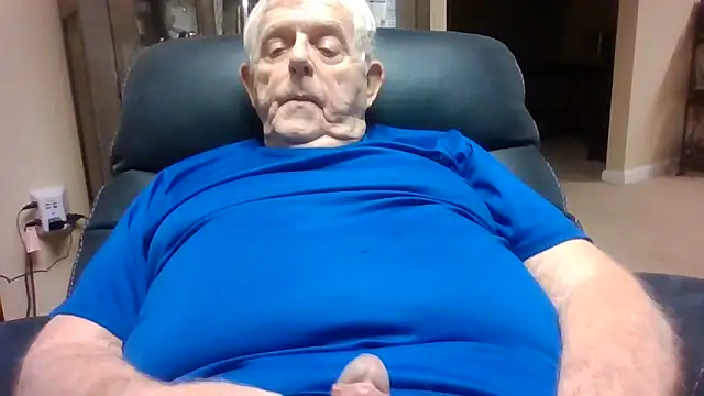 Snapshot of bootlegmanz chatting on June 2026 06:47:02 AM bootlegmanz online show from June 2026 06:47:02 AM
