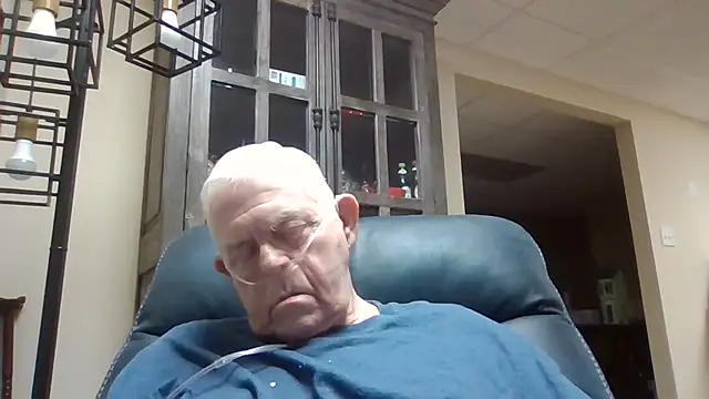 Snapshot of bootlegmanz chatting on October 2025 12:50:02 PM bootlegmanz online show from October 2025 12:50:02 PM