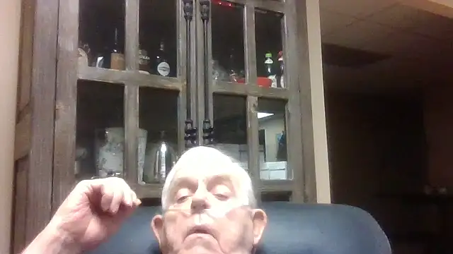 Snapshot of bootlegmanz chatting on November 2025 03:05:02 PM bootlegmanz online show from November 2025 03:05:02 PM