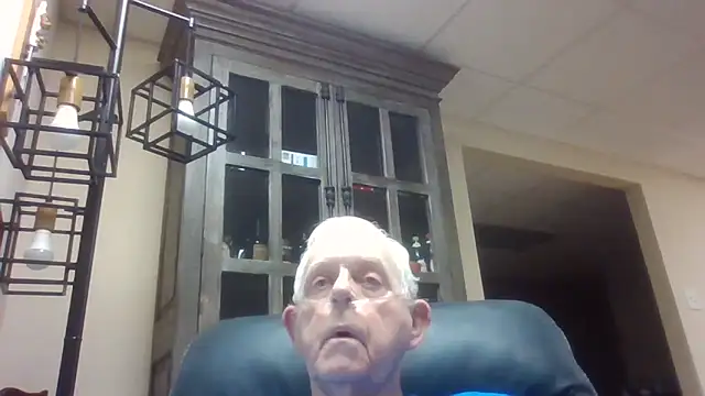 Snapshot of bootlegmanz chatting on November 2025 09:07:01 PM bootlegmanz online show from November 2025 09:07:01 PM