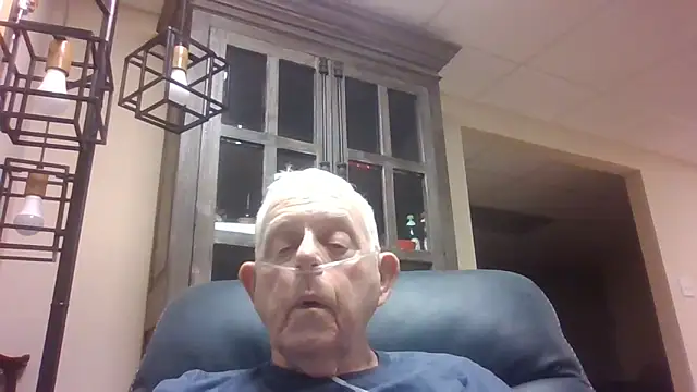 Snapshot of bootlegmanz chatting on September 2025 04:29:02 PM bootlegmanz online show from September 2025 04:29:02 PM