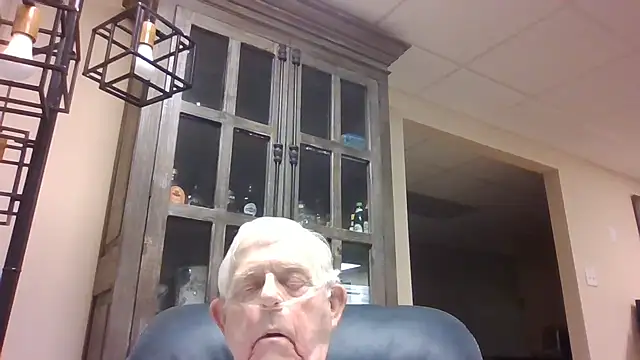 Snapshot of bootlegmanz chatting on June 2026 06:53:01 PM bootlegmanz online show from June 2026 06:53:01 PM