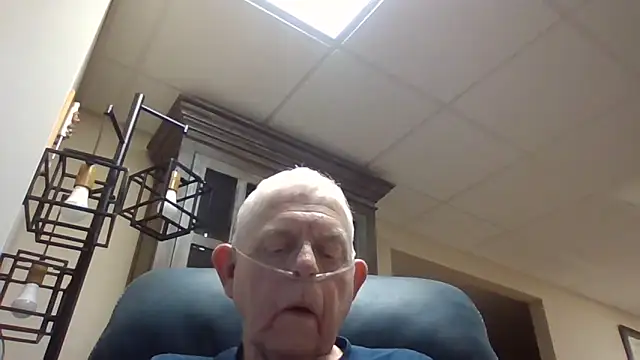 Snapshot of bootlegmanz chatting on September 2025 06:21:02 PM bootlegmanz online show from September 2025 06:21:02 PM