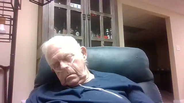 Snapshot of bootlegmanz chatting on November 2025 05:46:01 PM bootlegmanz online show from November 2025 05:46:01 PM