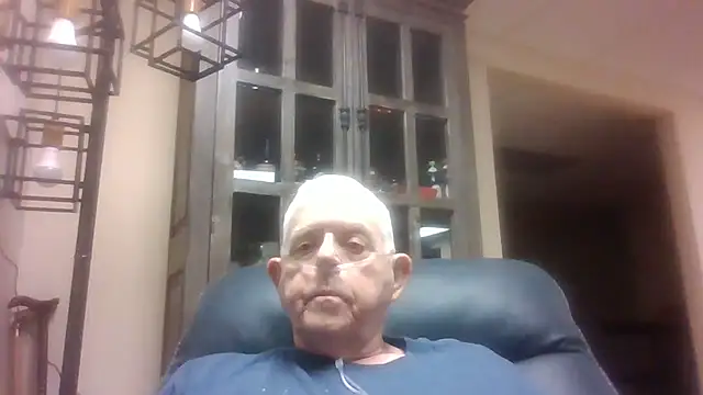 Snapshot of bootlegmanz chatting on September 2025 03:01:01 PM bootlegmanz online show from September 2025 03:01:01 PM