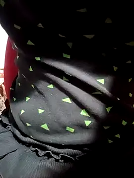 Snapshot of Tuo8702 chatting on March 2025 05:36:01 PM Tuo8702 online show from March 2025 05:36:01 PM