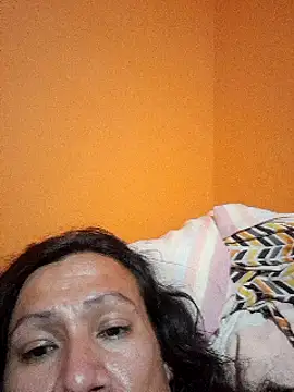 Snapshot of miicheele32 chatting on March 2025 06:52:01 AM miicheele32 online show from March 2025 06:52:01 AM