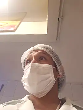 Snapshot of miicheele32 chatting on October 2025 12:01:01 AM miicheele32 online show from October 2025 12:01:01 AM