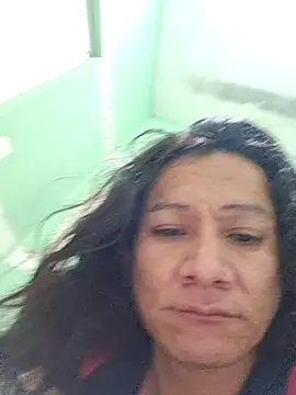 Snapshot of miicheele32 chatting on October 2025 07:27:01 AM miicheele32 online show from October 2025 07:27:01 AM