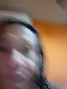 Snapshot of miicheele32 chatting on October 2025 07:50:02 AM miicheele32 online show from October 2025 07:50:02 AM