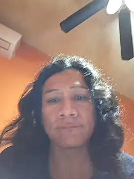 Snapshot of miicheele32 chatting on December 2025 08:02:01 AM miicheele32 online show from December 2025 08:02:01 AM