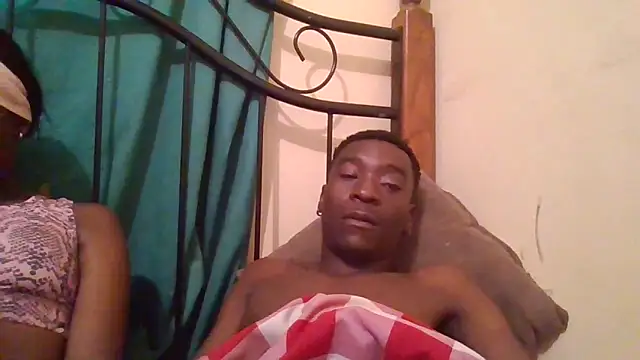 SmallGoodNutts online show from November 2025 05:33:01 AM