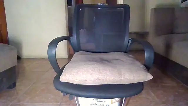 SmallGoodNutts online show from September 2025 06:30:01 AM