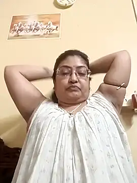Snapshot of LAVERNIYA_ chatting on January 2025 11:17:01 AM LAVERNIYA  online show from January 2025 11:17:01 AM