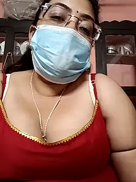 Snapshot of LAVERNIYA_ chatting on February 2025 03:14:01 PM LAVERNIYA  online show from February 2025 03:14:01 PM