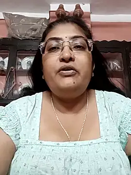 Snapshot of LAVERNIYA_ chatting on March 2025 10:28:02 AM LAVERNIYA  online show from March 2025 10:28:02 AM