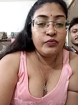 Snapshot of LAVERNIYA_ chatting on September 2025 08:59:01 PM LAVERNIYA  online show from September 2025 08:59:01 PM