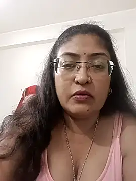 Snapshot of LAVERNIYA_ chatting on September 2025 03:08:02 PM LAVERNIYA  online show from September 2025 03:08:02 PM