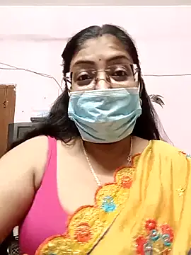 Snapshot of LAVERNIYA_ chatting on March 2025 12:52:01 PM LAVERNIYA  online show from March 2025 12:52:01 PM