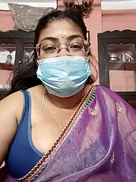 Snapshot of LAVERNIYA_ chatting on March 2025 01:40:02 PM LAVERNIYA  online show from March 2025 01:40:02 PM