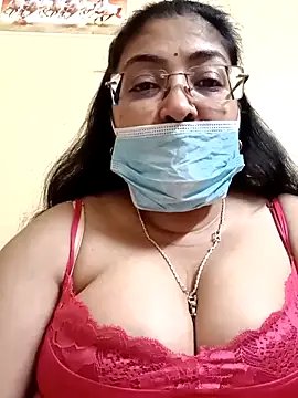 Snapshot of LAVERNIYA_ chatting on February 2025 11:50:02 AM LAVERNIYA  online show from February 2025 11:50:02 AM