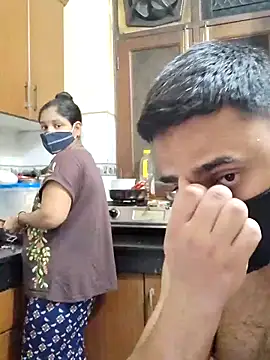 IND COUPLE1 online show from February 2025 03:43:02 PM