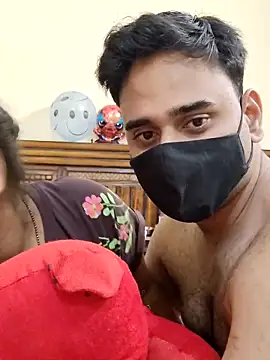 IND COUPLE1 online show from February 2025 04:09:02 PM