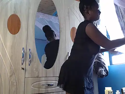 TrishaKalid online show from February 2026 08:00:01 AM