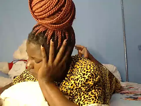 TrishaKalid online show from December 2025 09:07:02 PM