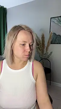 Charming Daphny online show from March 2026 05:05:01 AM