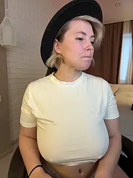 Charming Daphny online show from December 2025 06:12:02 AM