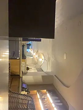 Snapshot of Juanes432 chatting on February 2026 01:04:02 AM Juanes432 online show from February 2026 01:04:02 AM