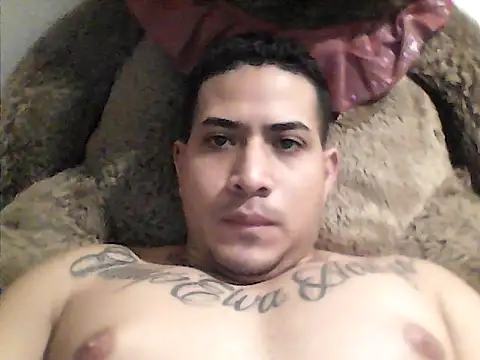 Snapshot of Juanes432 chatting on February 2026 06:03:02 AM Juanes432 online show from February 2026 06:03:02 AM