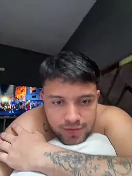 bruce  naughty online show from October 2025 08:55:01 PM