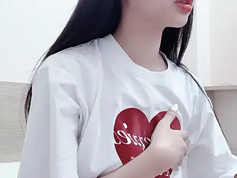 Virgo 686 online show from November 2025 08:31:02 AM