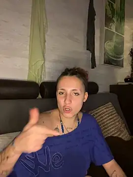 Hawitxui online show from October 2025 06:09:01 PM
