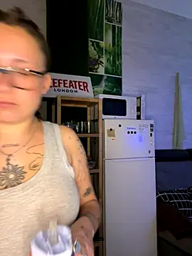 Hawitxui online show from October 2025 07:55:02 AM
