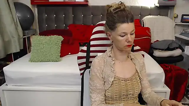 kellyterapy online show from May 2026 02:23:01 AM
