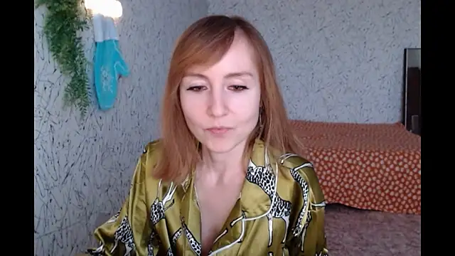 Snapshot of Athena_Richards chatting on February 2025 03:15:02 PM Athena Richards online show from February 2025 03:15:02 PM
