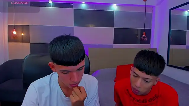 Juan Nd Steven online show from February 2025 04:54:01 AM