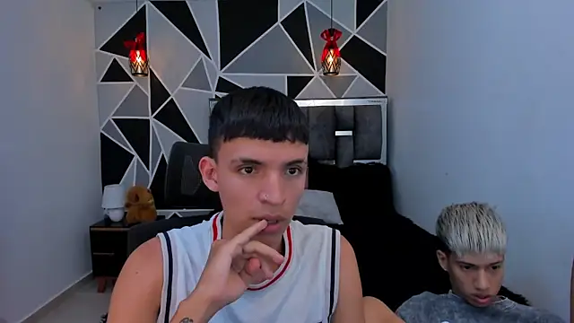 Juan Nd Steven online show from May 2026 11:31:01 PM