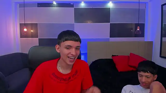 Juan Nd Steven online show from January 2025 01:01:01 PM