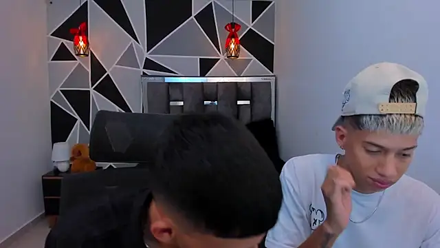 Juan Nd Steven online show from May 2026 11:19:01 PM