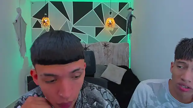 Juan Nd Steven online show from October 2025 04:22:02 AM