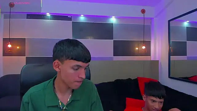 Juan Nd Steven online show from March 2025 04:35:01 AM