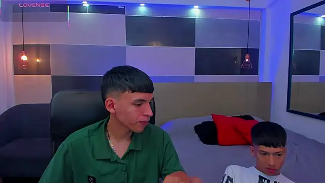 Juan Nd Steven online show from February 2025 04:24:01 AM