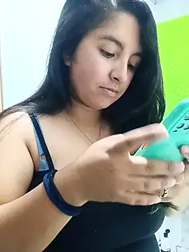  Angelinaandrade  online show from December 2025 12:44:01 AM