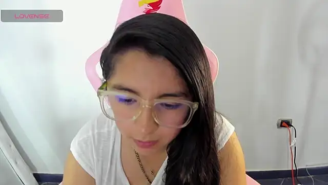  Angelinaandrade  online show from February 2025 07:46:01 PM